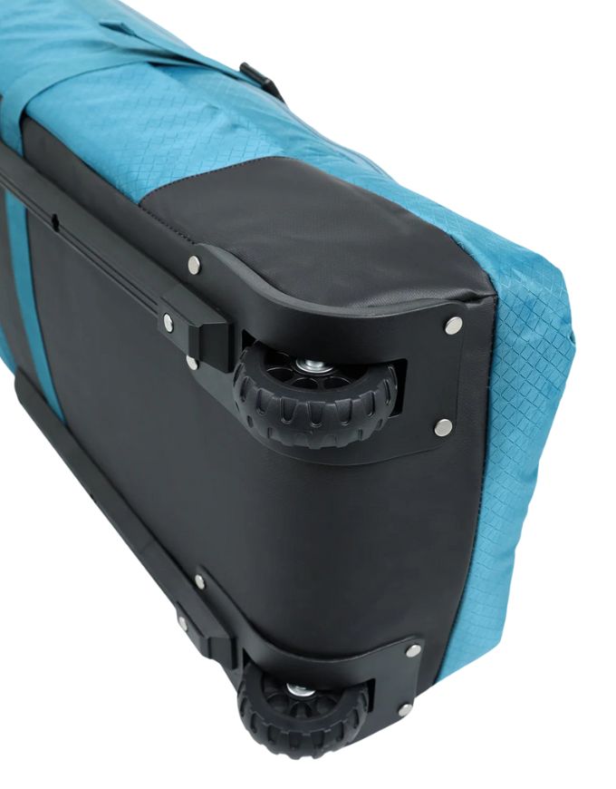 Nitro Tracker 165 Wheelie Board Bag 2026 | Artic