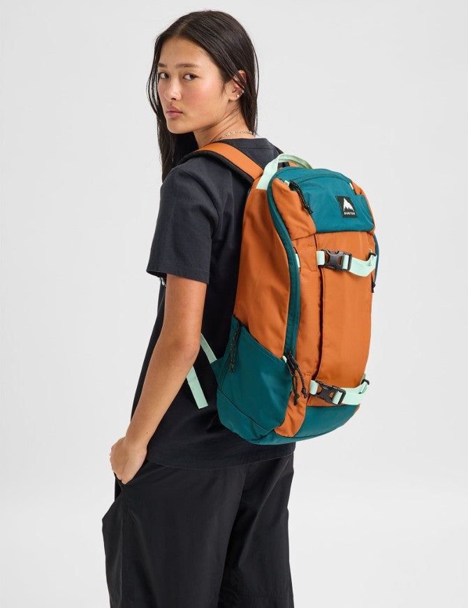 Burton Kilo 2.0 27L Backpack 2027 | Spiced Chai / Atlantic Teal