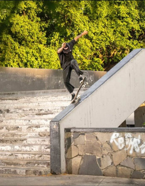 Creature Hippie Falls Gravette Deck | 9.0"