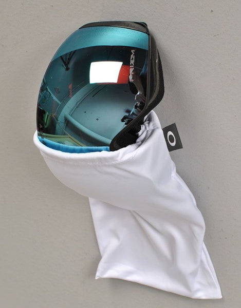 Oakley Flight Deck L Snow Goggles | Factory Pilot Black - Prizm Sapphire Iridium