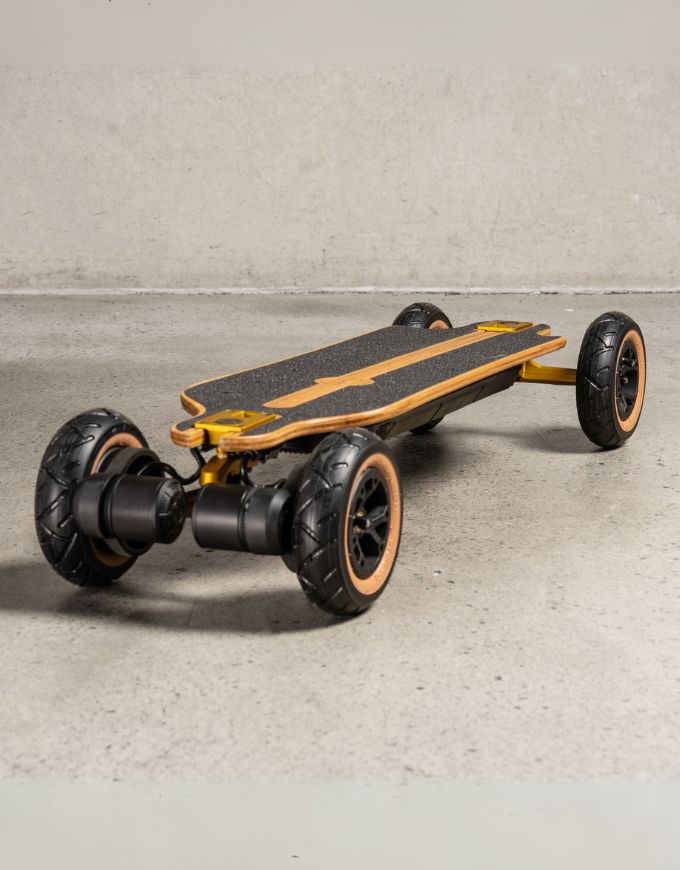 Evolve Fusion Bamboo Electric Skateboard