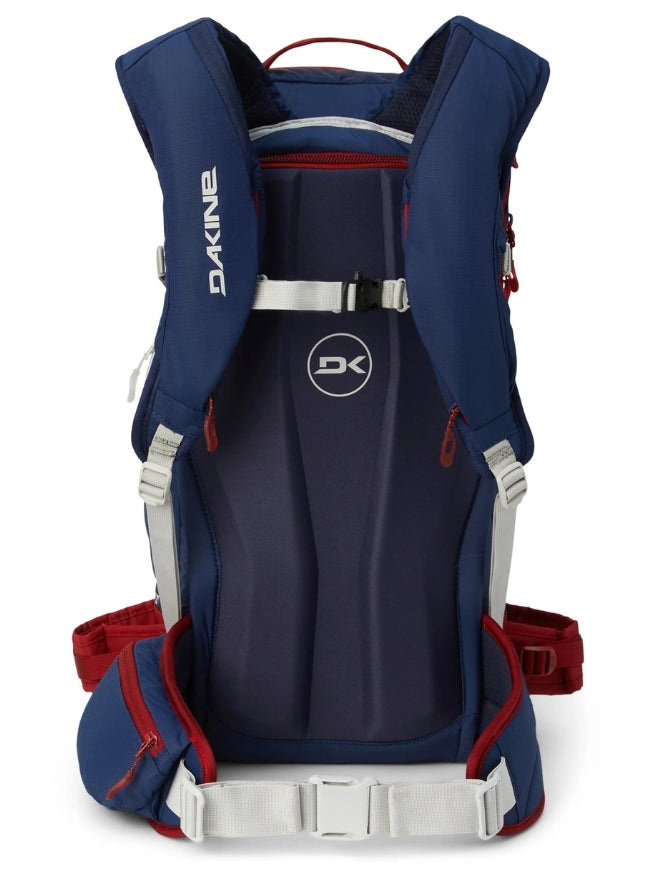 Dakine Poacher 22L Backpack 2025 | Naval Academy