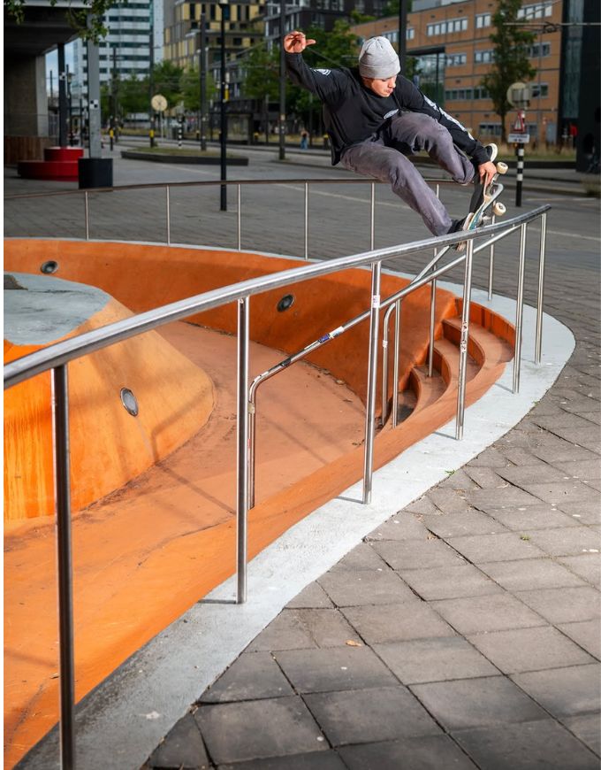 Santa Cruz Cosmic Winkowski Deck | 10.35"