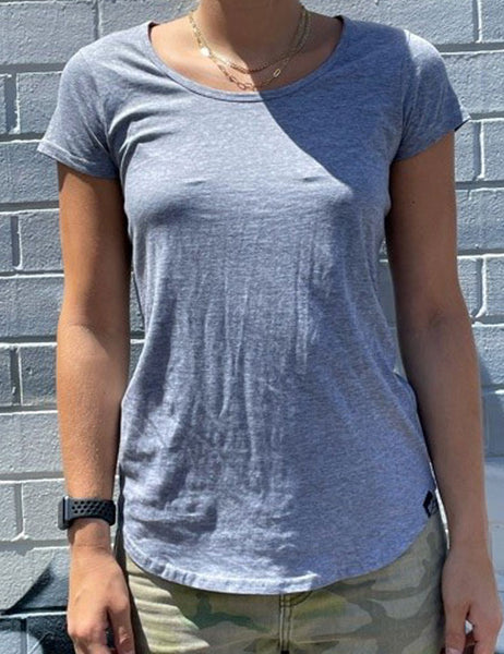 Twelve Melbs Mali Women's Tee | Grey