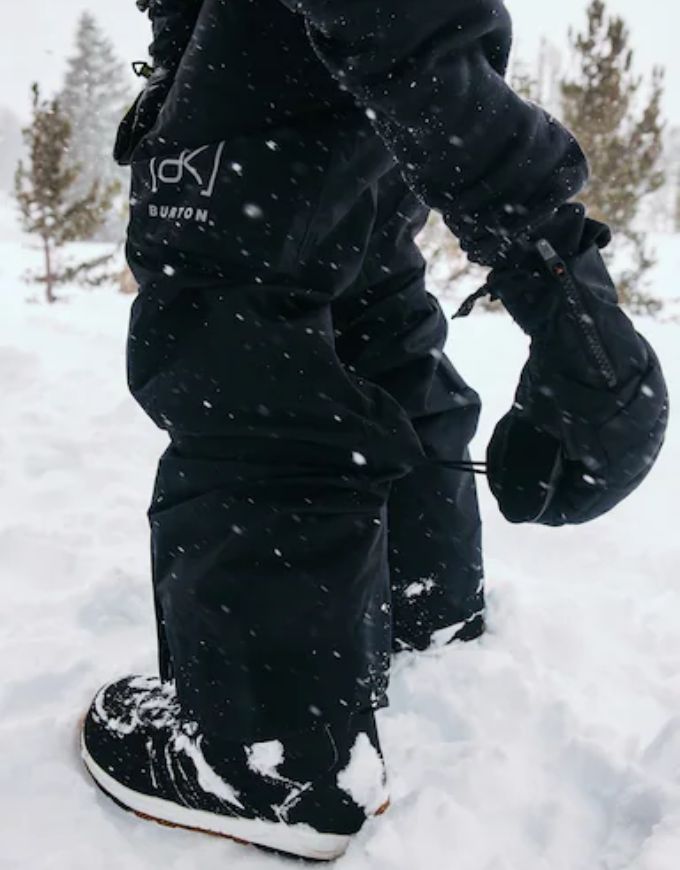 Burton [ak] Kimmy GORE-TEX 2L Women's Bib Pant 2026 | True Black