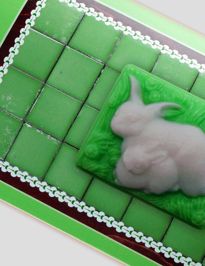 Passport Soap Series Deck Bunny | 8.875"