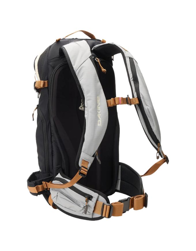 Dakine Poacher 22L Backpack 2026 | Red Gerrard