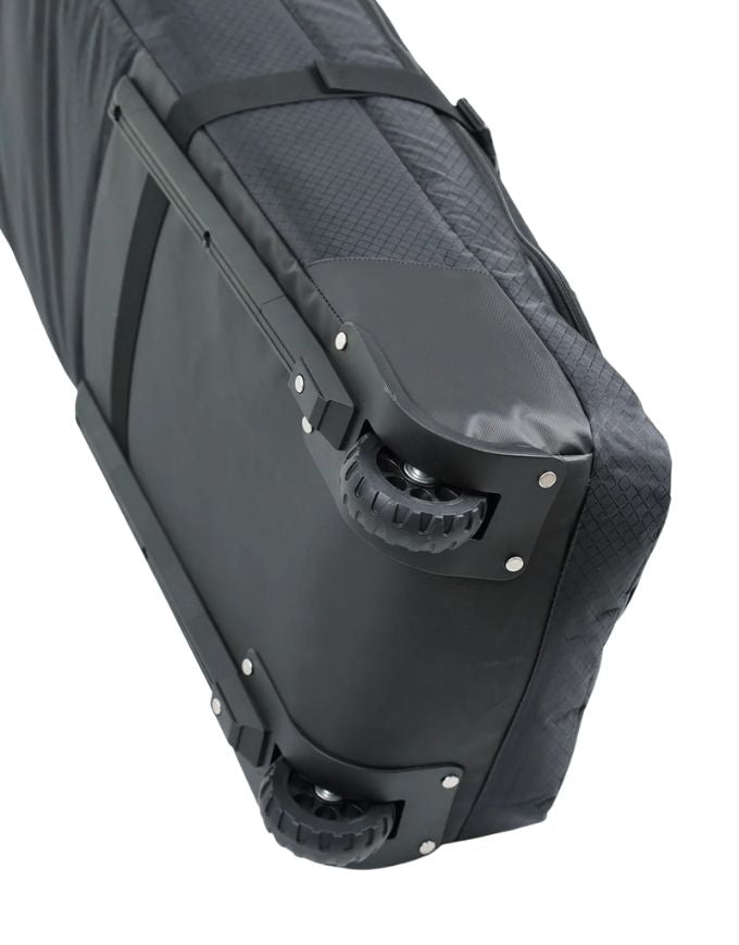 Nitro Tracker 165 Wheelie Board Bag 2026 | Phantom