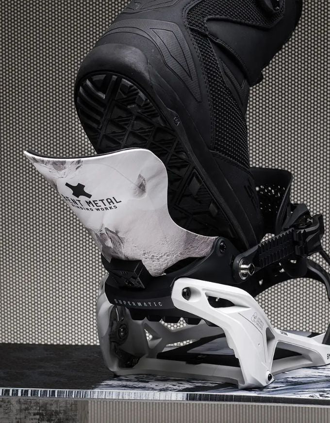 Bent Metal Lightning Supermatic Men's Snowboard Binding 2026 | White