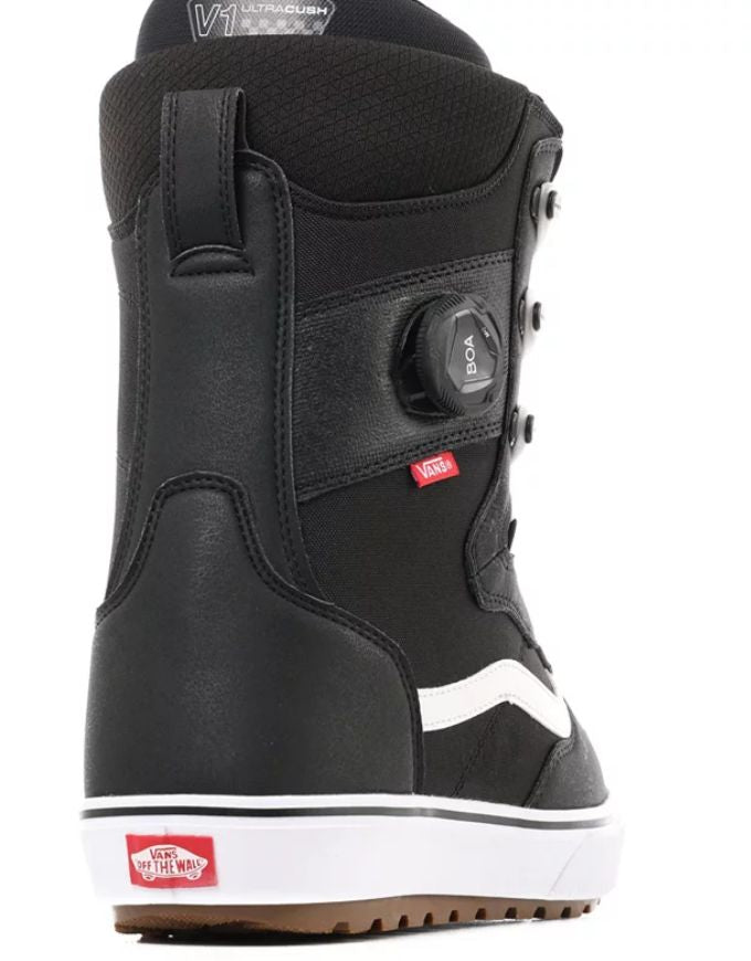 Vans Invado OG Snowboard Boot 2026 | Black/White