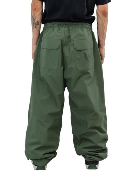 Beyond Medals Park Pants 2026 | Dark Green