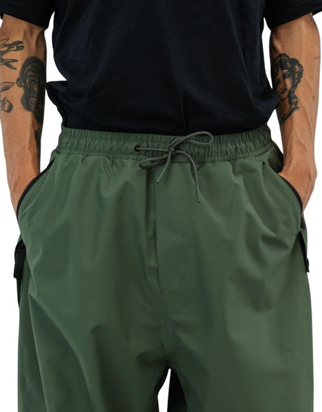 Beyond Medals Park Pants 2026 | Dark Green