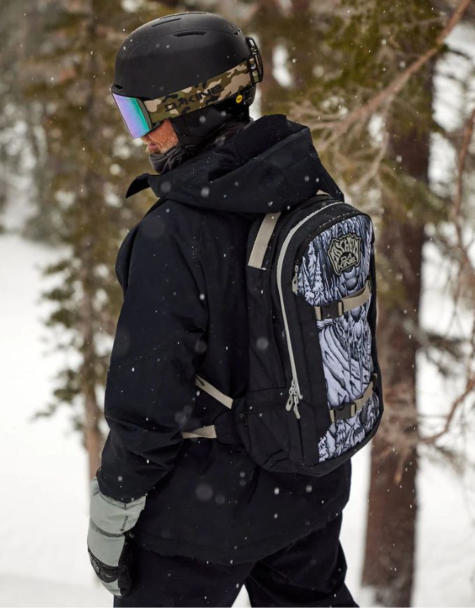 Dakine Mission 25L Backpack X Mayhem Griffin