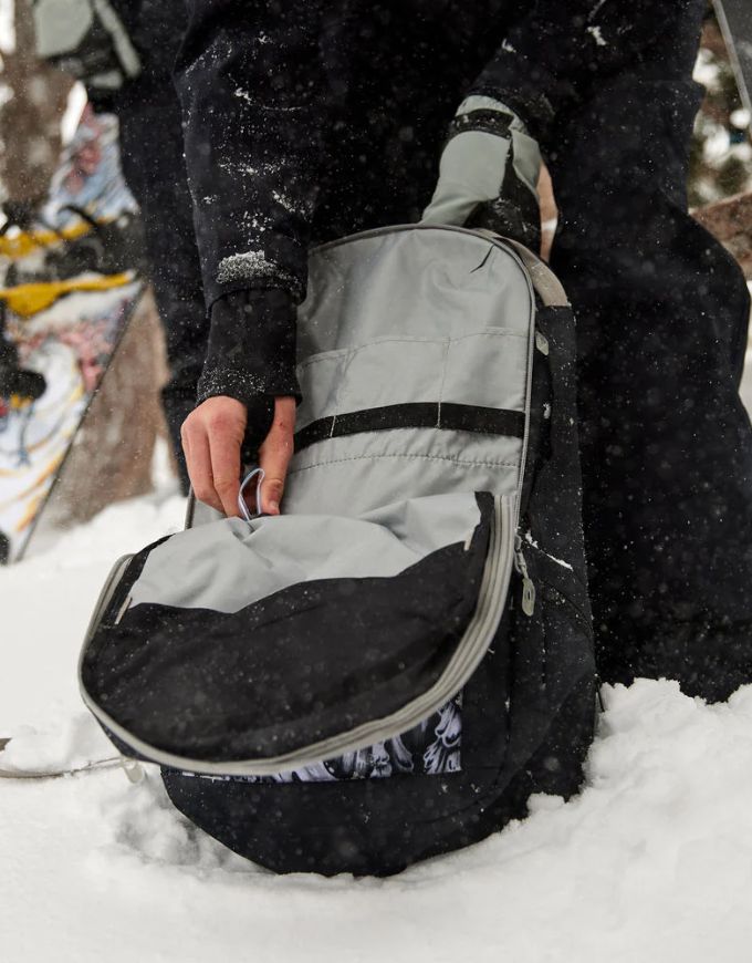 Dakine Mission 25L Backpack X Mayhem Griffin