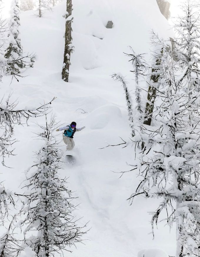 GNU Gloss Women's Snowboard | 2027