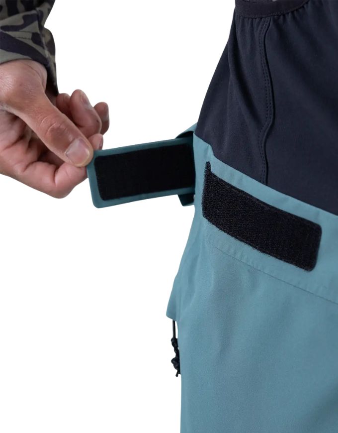Jones Men's Shralpinist Stretch Recycled 3L Bib Pant 2026 | Atlantic Blue