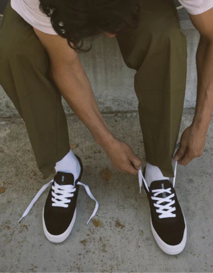 Globe Melbek Shoe | Black/White