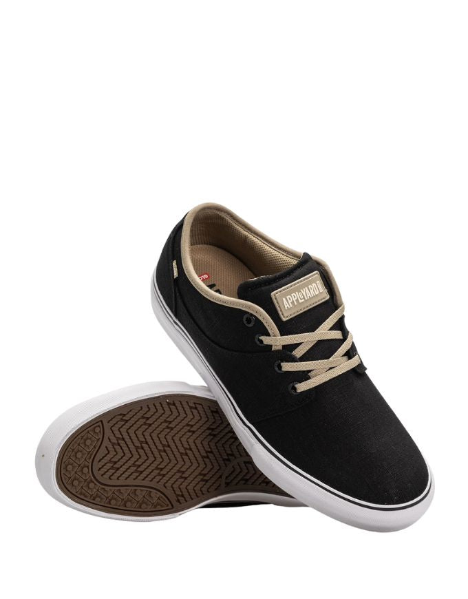 Globe Mahalo Shoe | Black/Stone