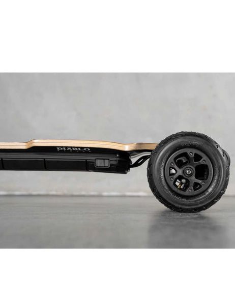 Evolve Diablo Bamboo Electric Skateboard | Street