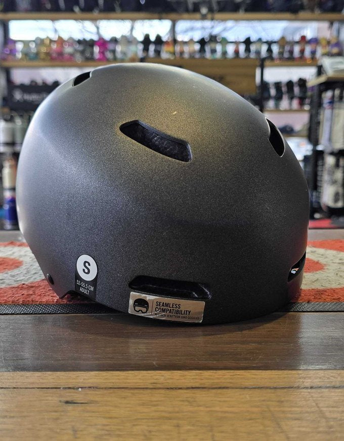 Giro Ledge MIPS Helmet Matte Graphite (No Box/Ex display)