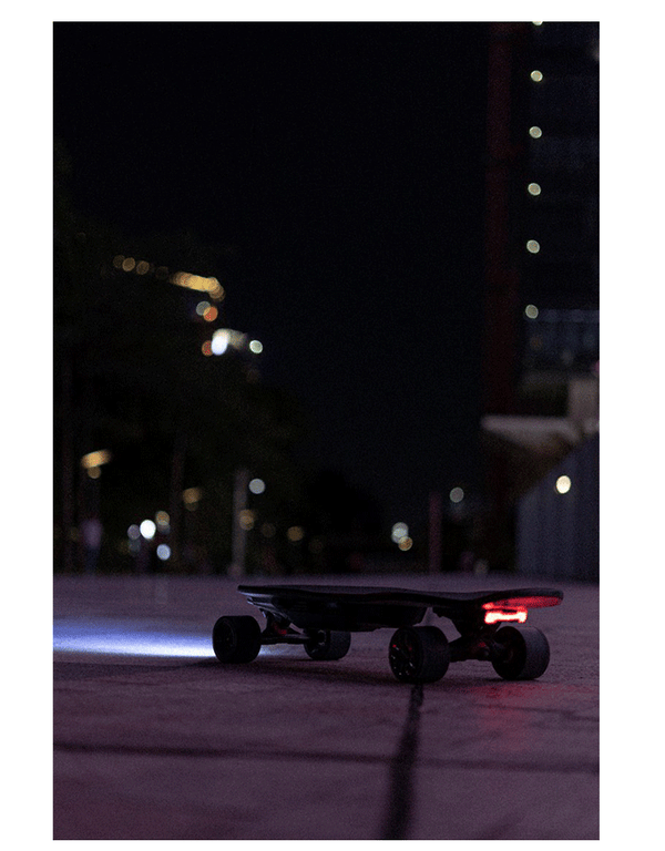 PHOTON LIGHT BOARDS LEDスケートボード LED付き PHOTON LIGHT BOARDS LEDスケートボード LED付き